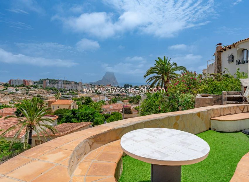 Resale - Villa - Calpe