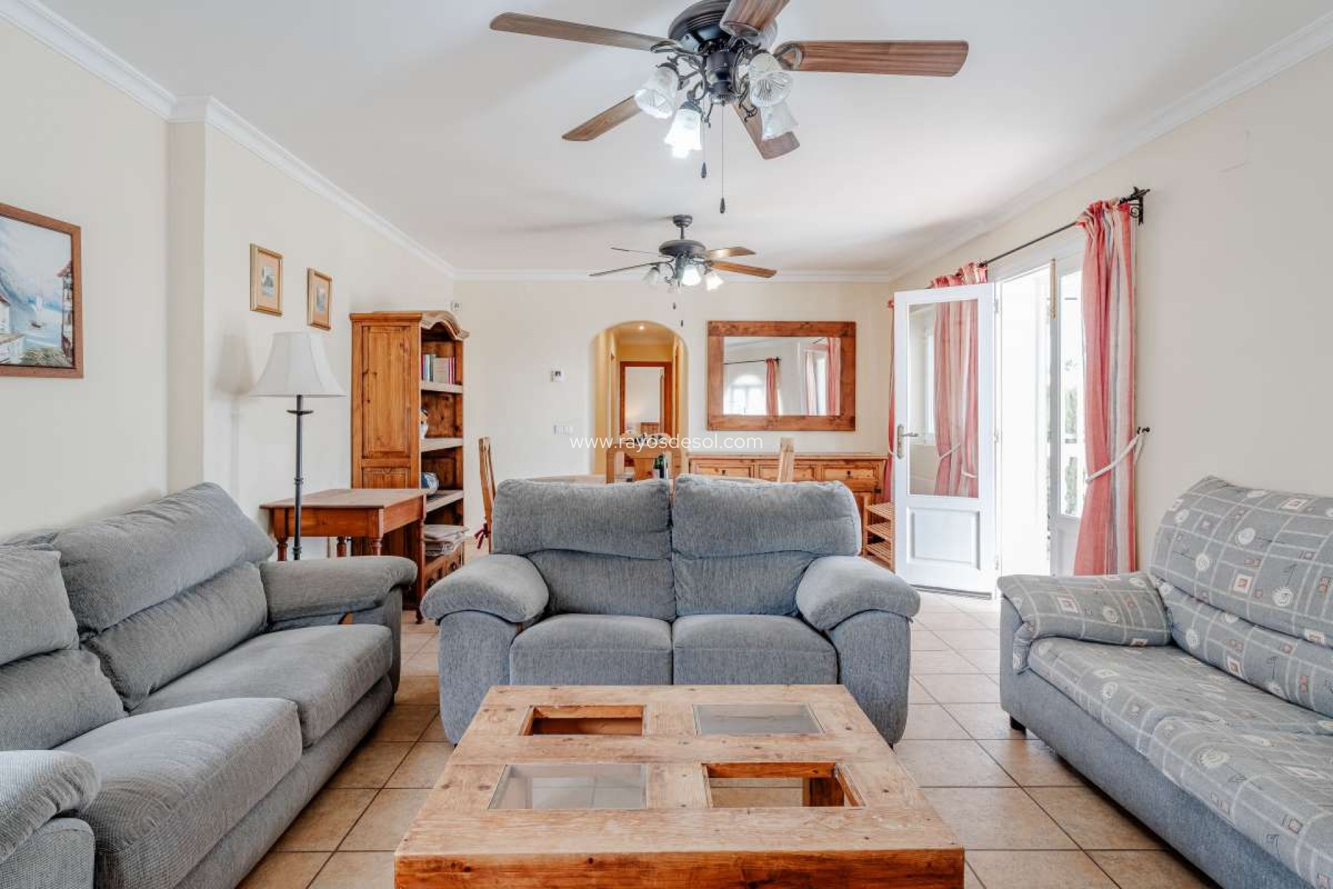 Resale - Villa - Calpe