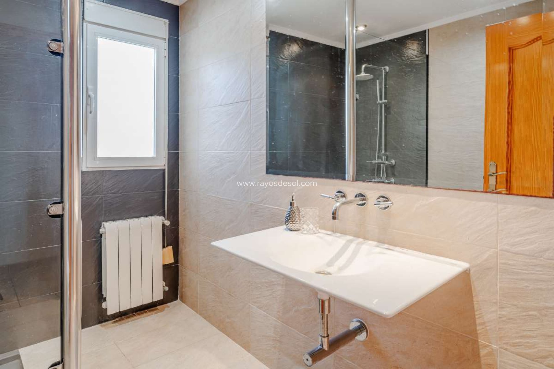 Resale - Villa - Calpe