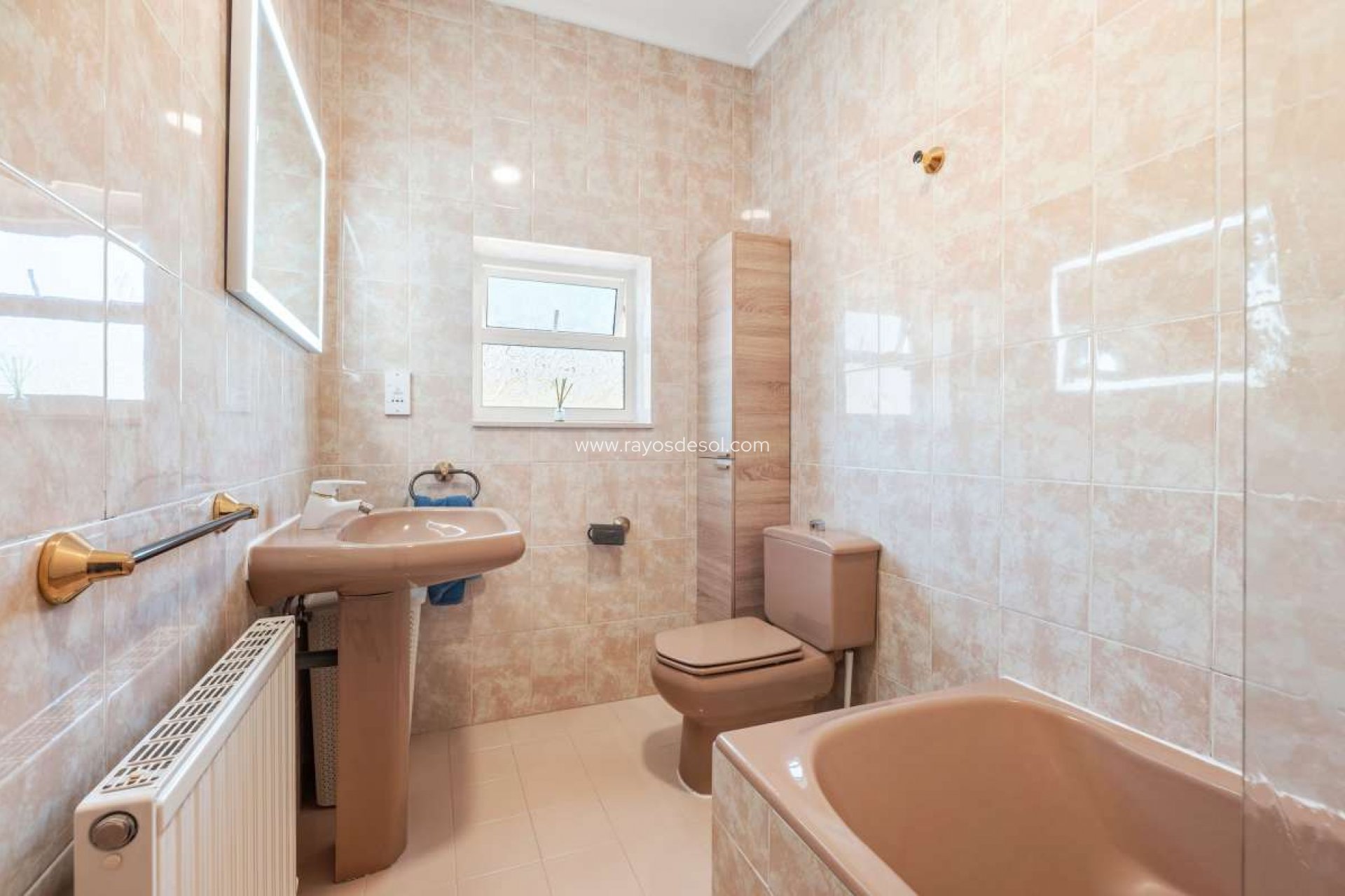 Resale - Villa - Calpe