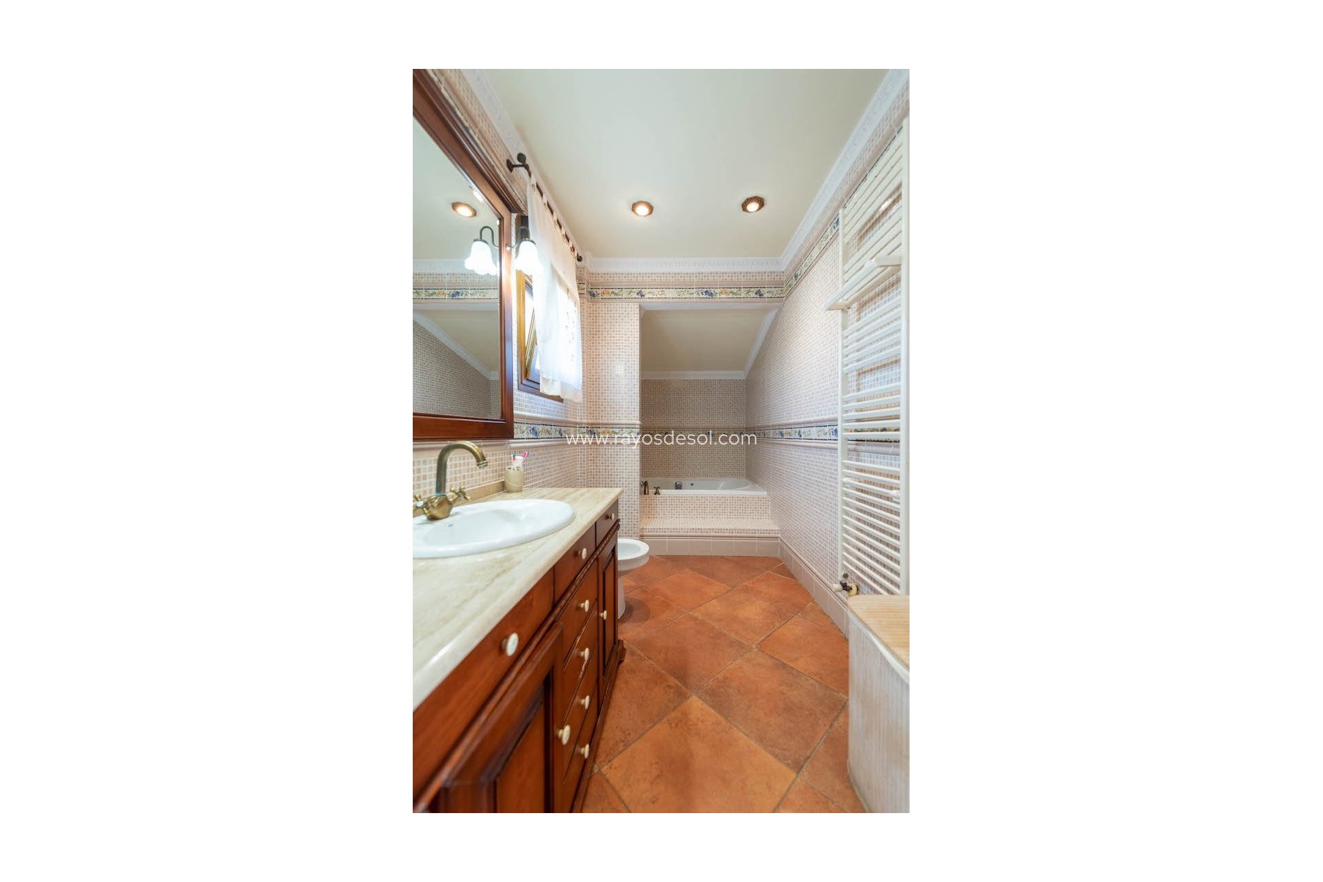 Resale - Villa - Calpe