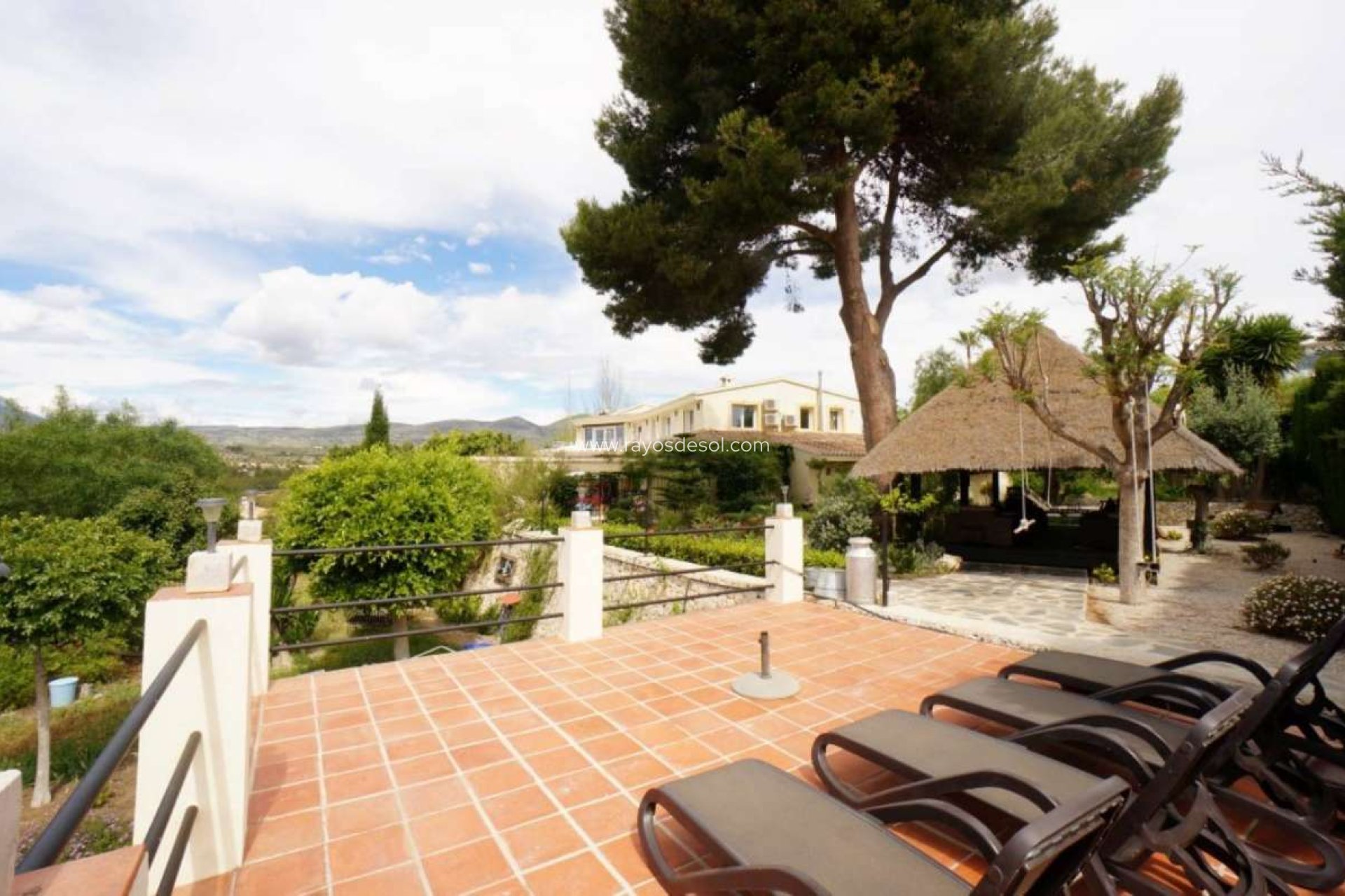 Resale - Villa - Calpe