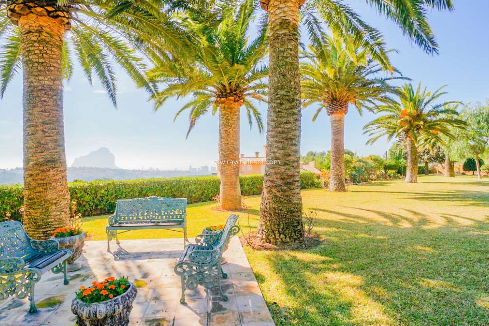 Resale - Villa - Calpe