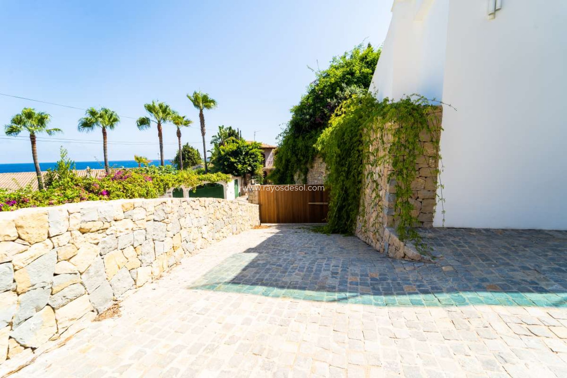 Resale - Villa - Calpe