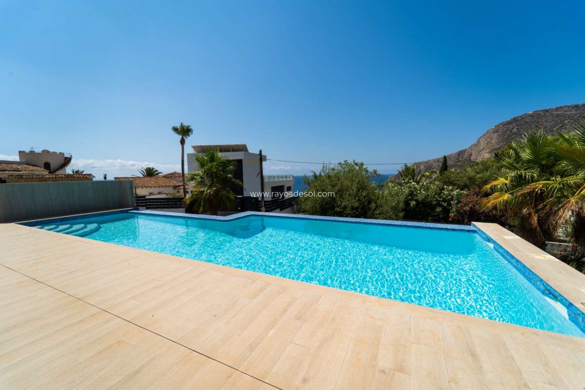 Resale - Villa - Calpe