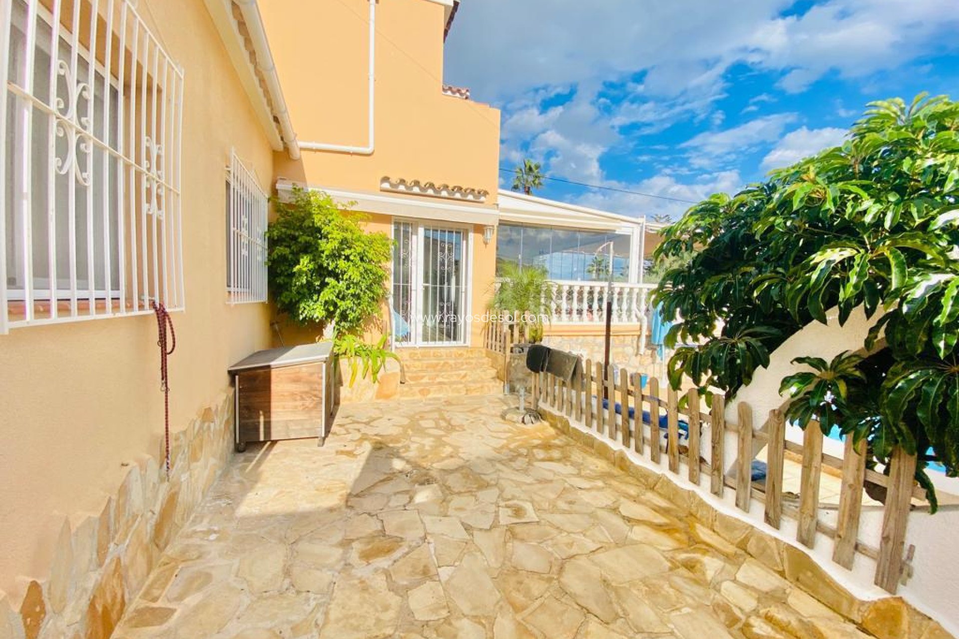 Resale - Villa - Calpe