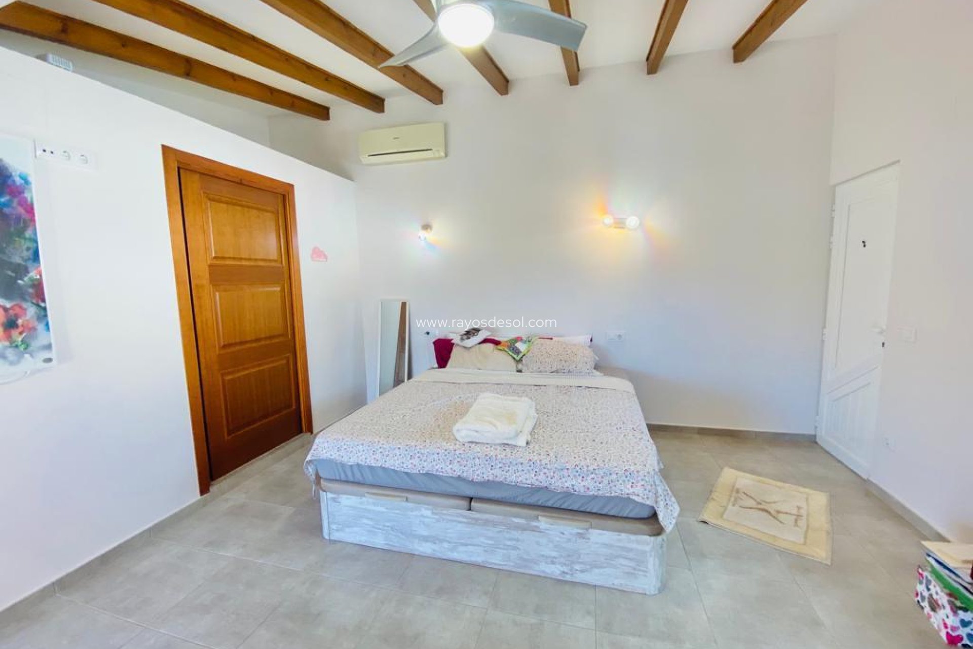 Resale - Villa - Calpe