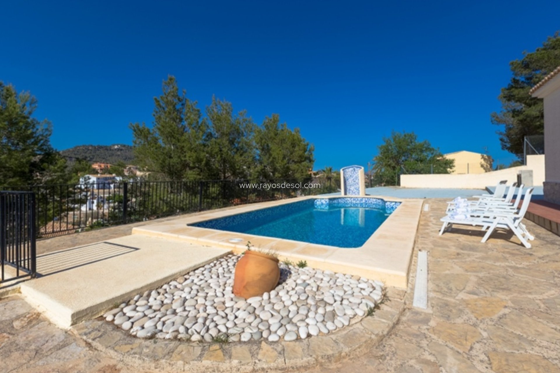 Resale - Villa - Calpe