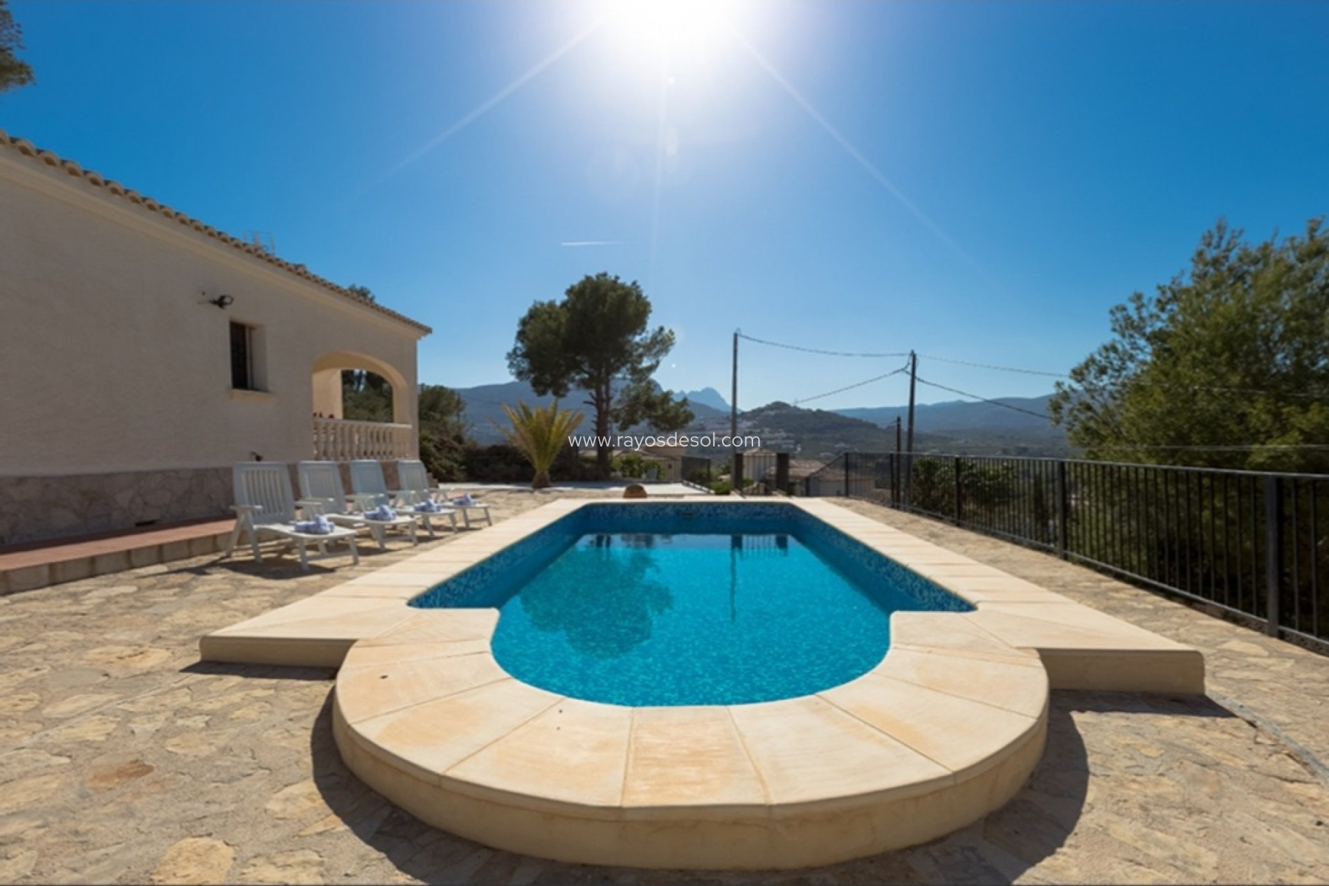 Resale - Villa - Calpe