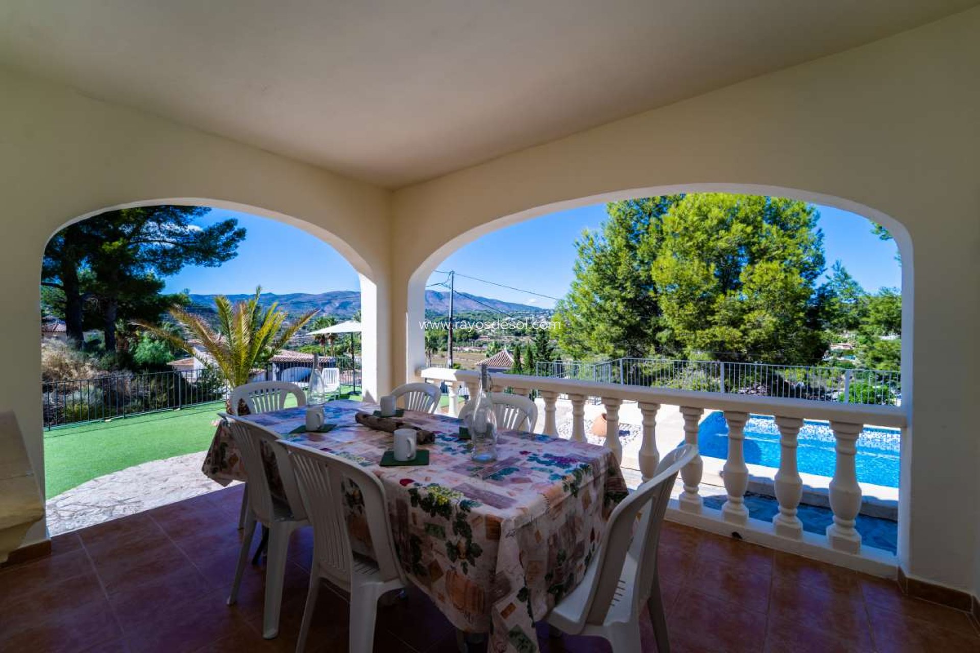 Resale - Villa - Calpe