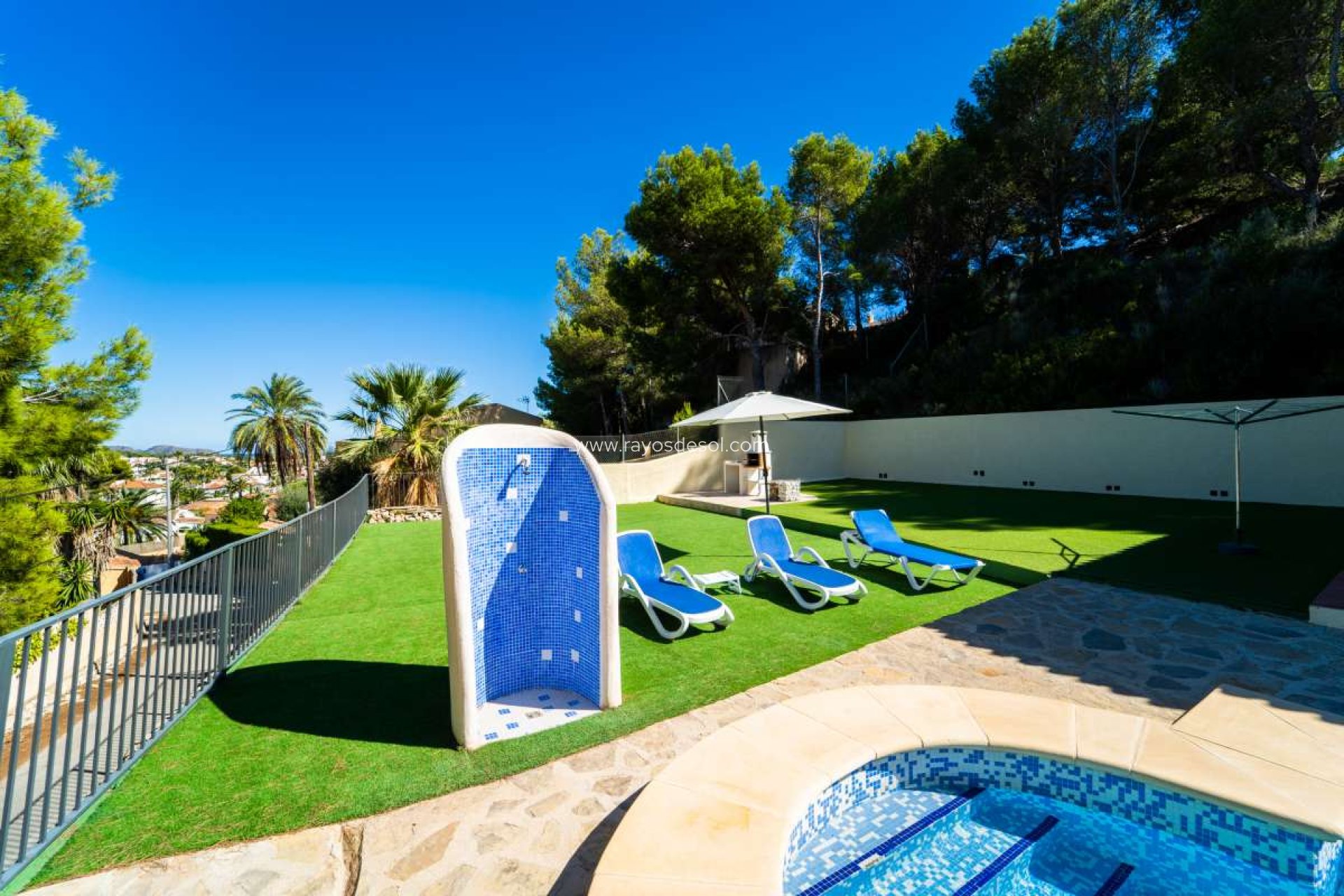 Resale - Villa - Calpe