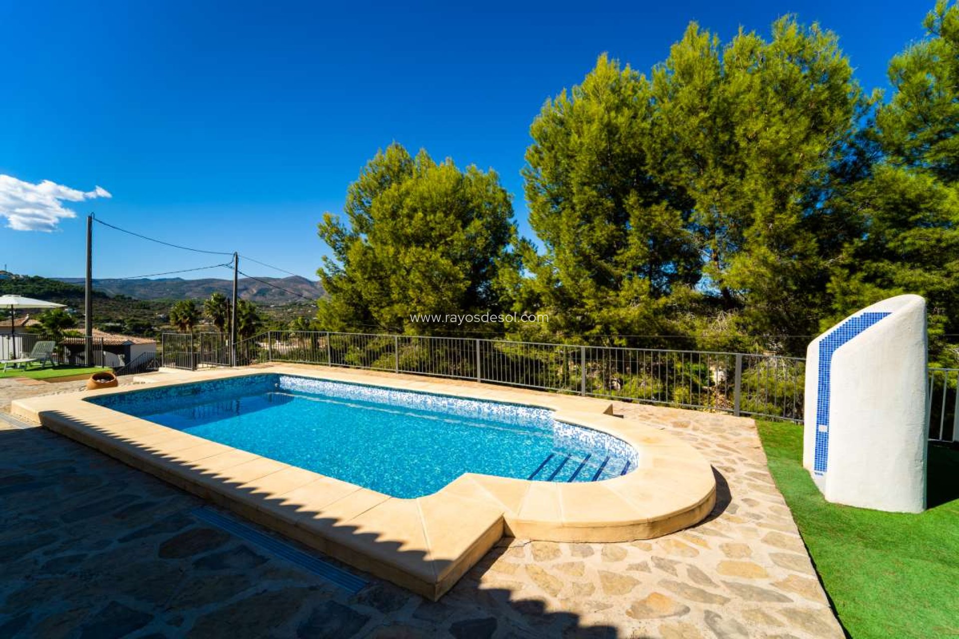 Resale - Villa - Calpe