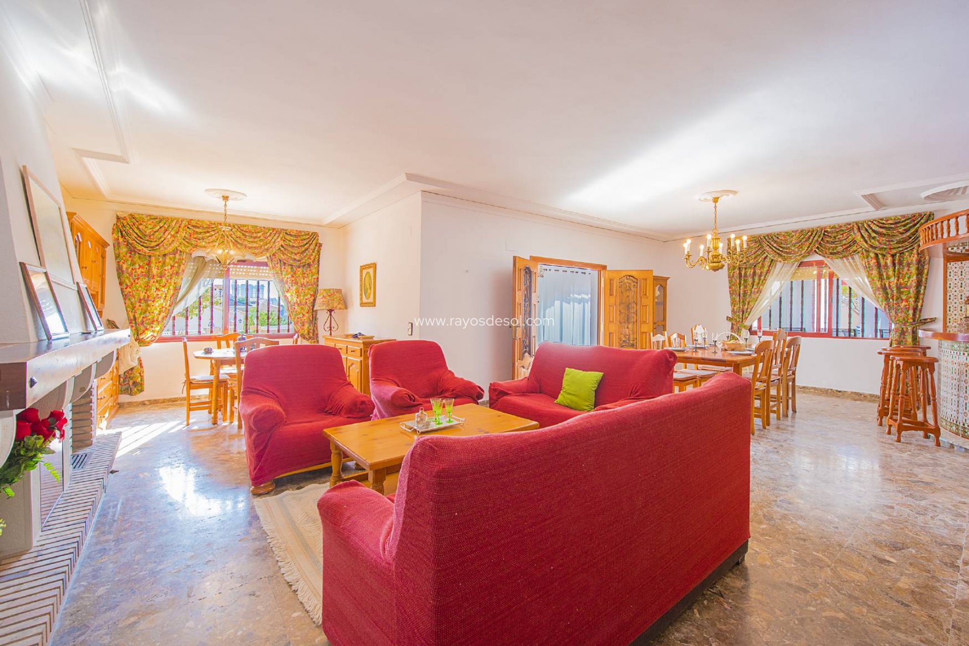 Resale - Villa - Calpe