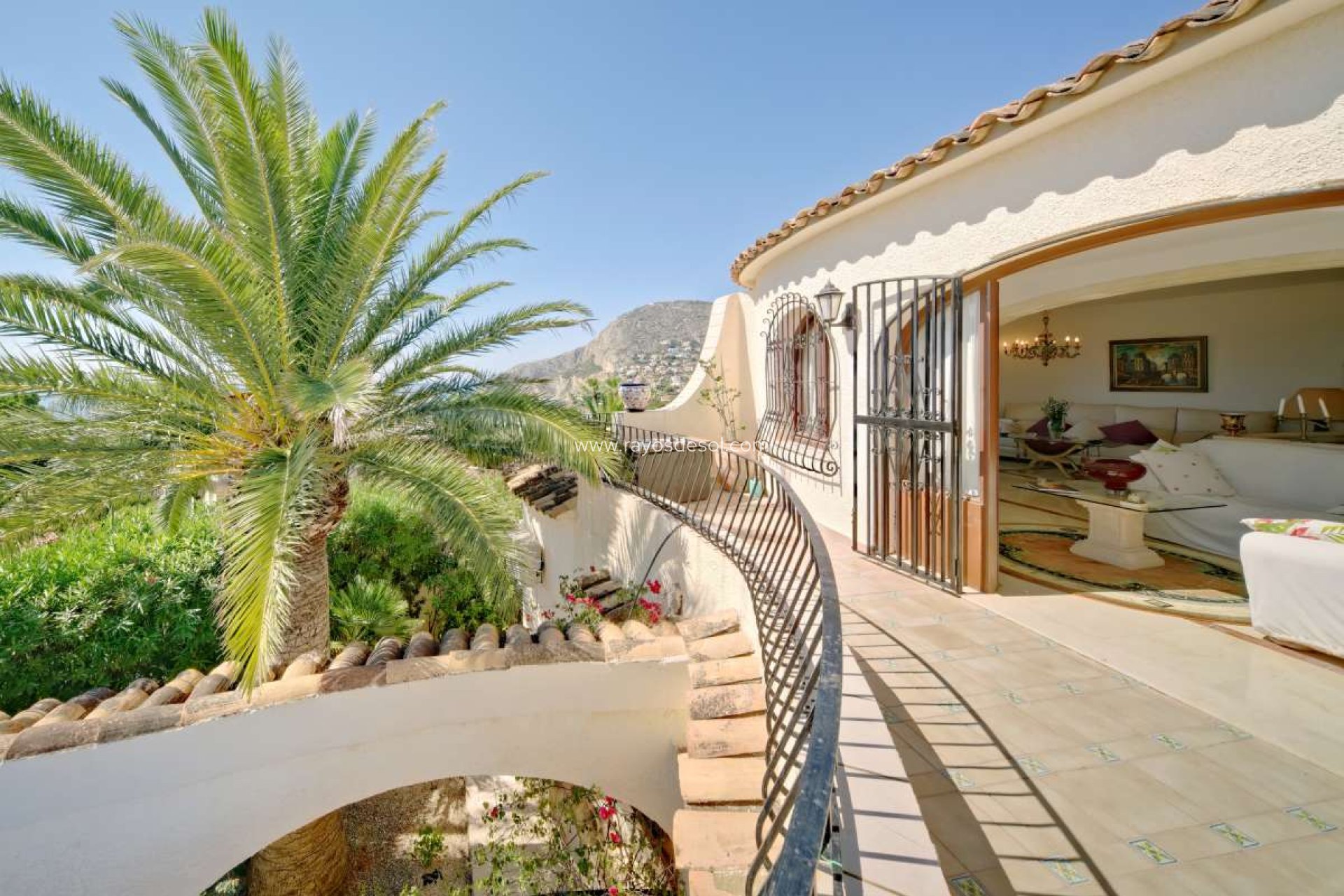 Resale - Villa - Calpe