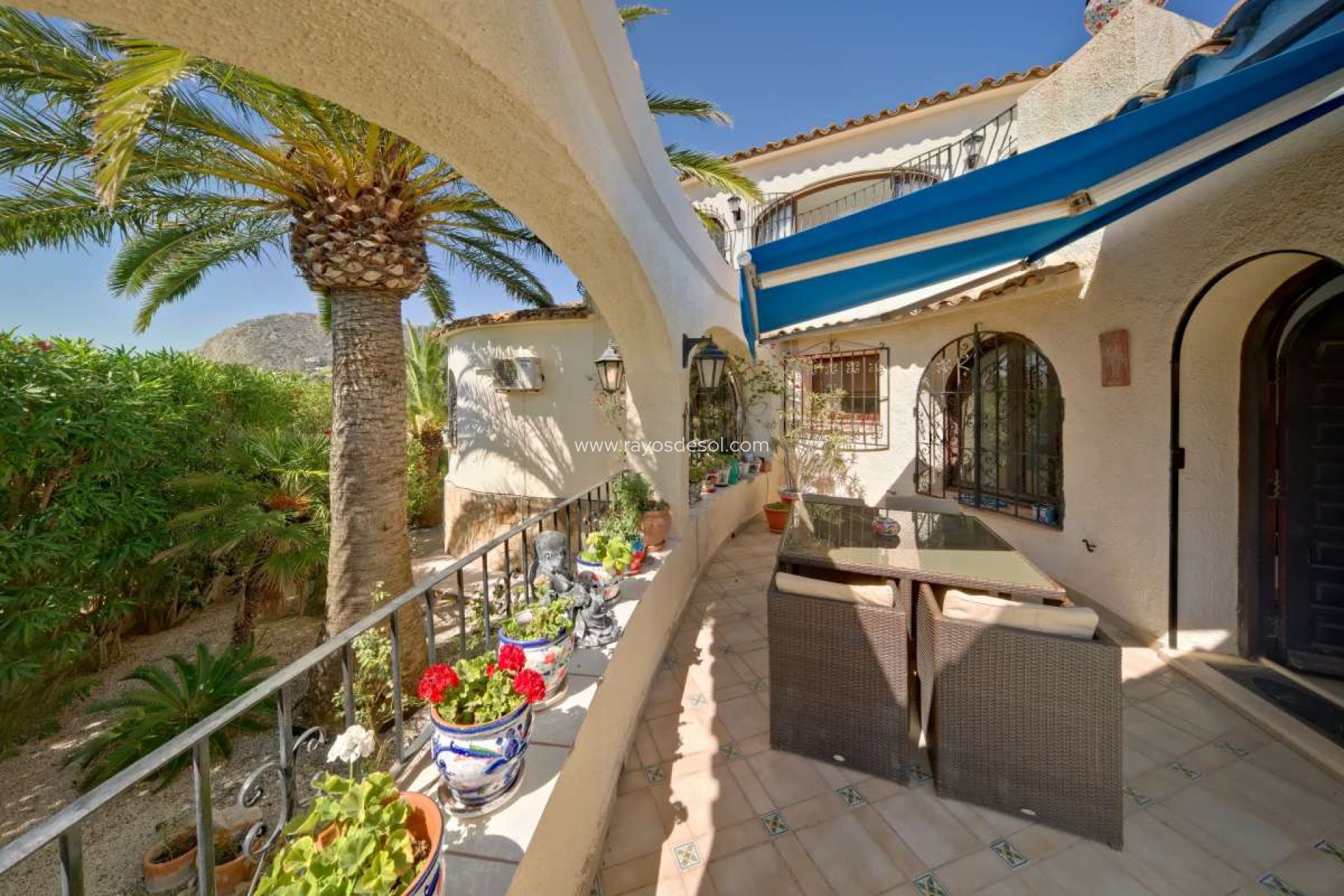 Resale - Villa - Calpe