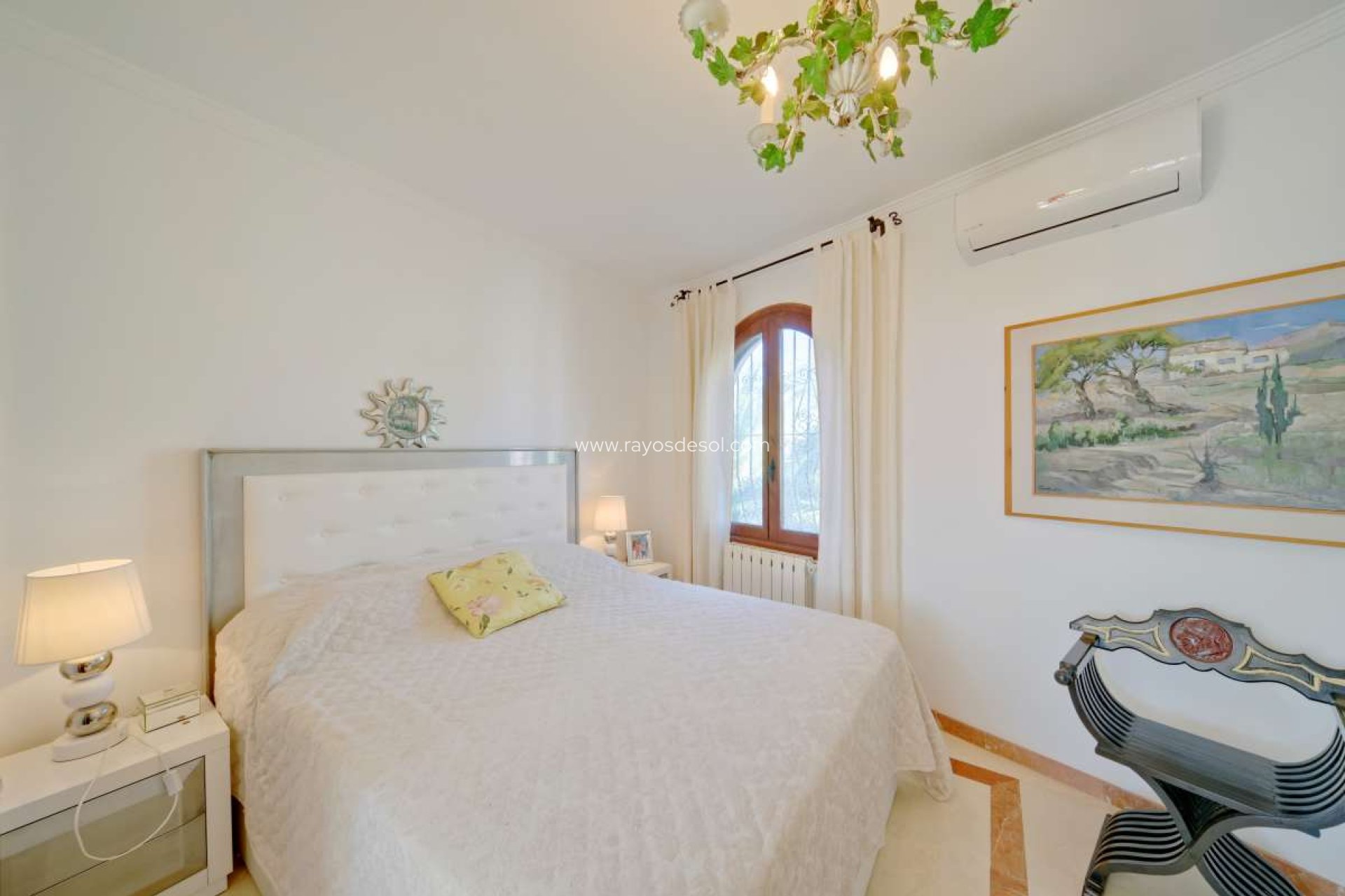 Resale - Villa - Calpe