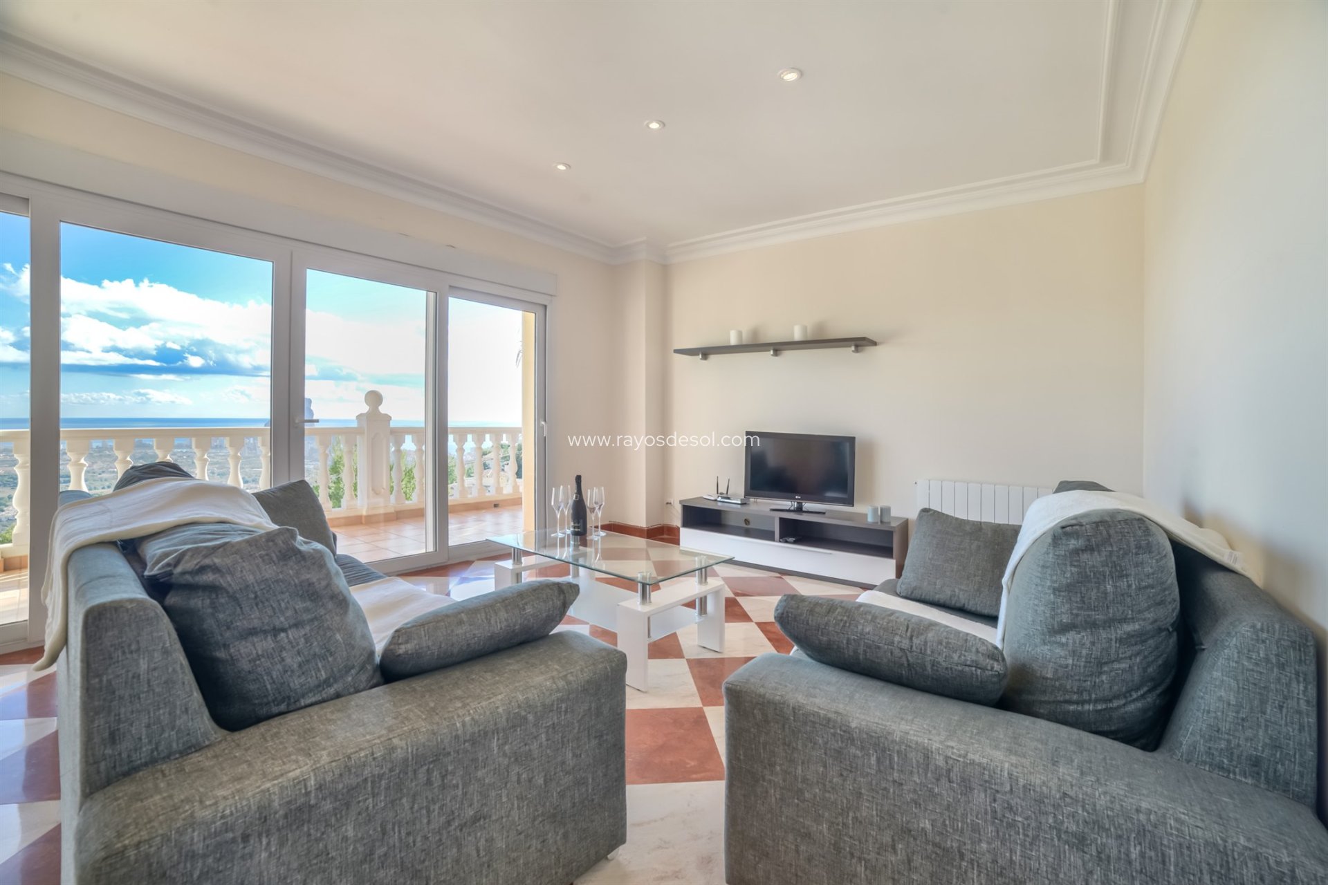 Resale - Villa - Calpe