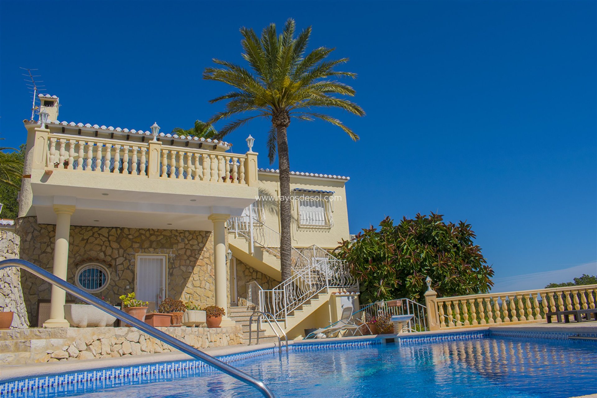 Resale - Villa - Calpe