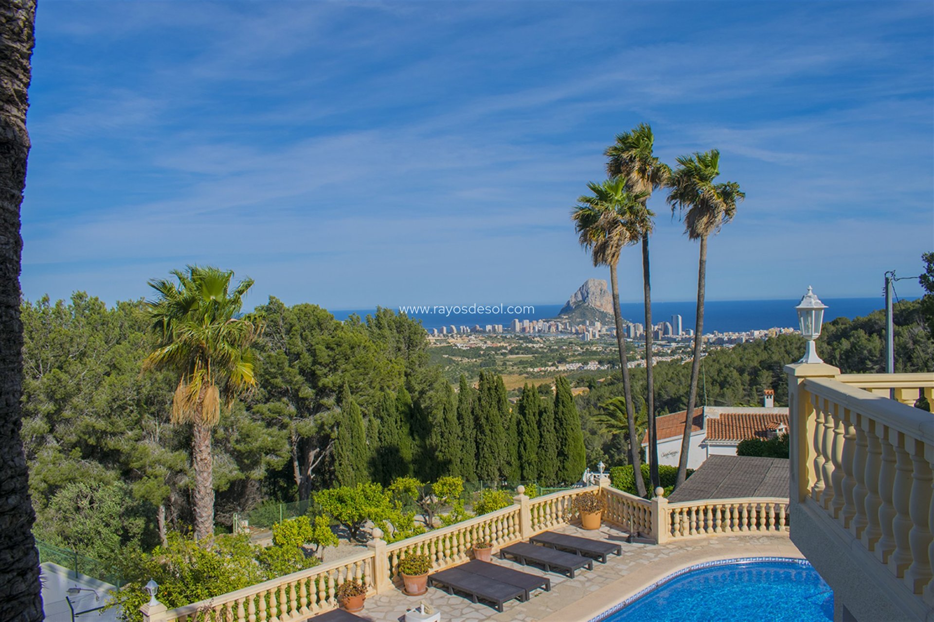 Resale - Villa - Calpe