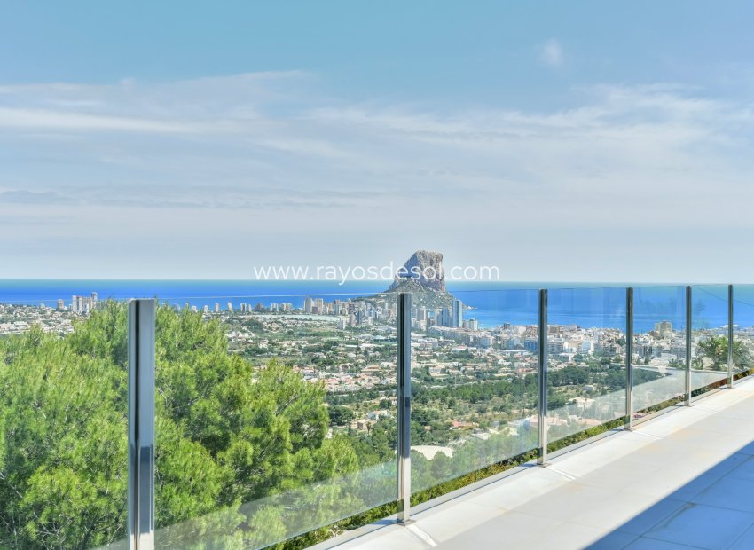 Resale - Villa - Calpe