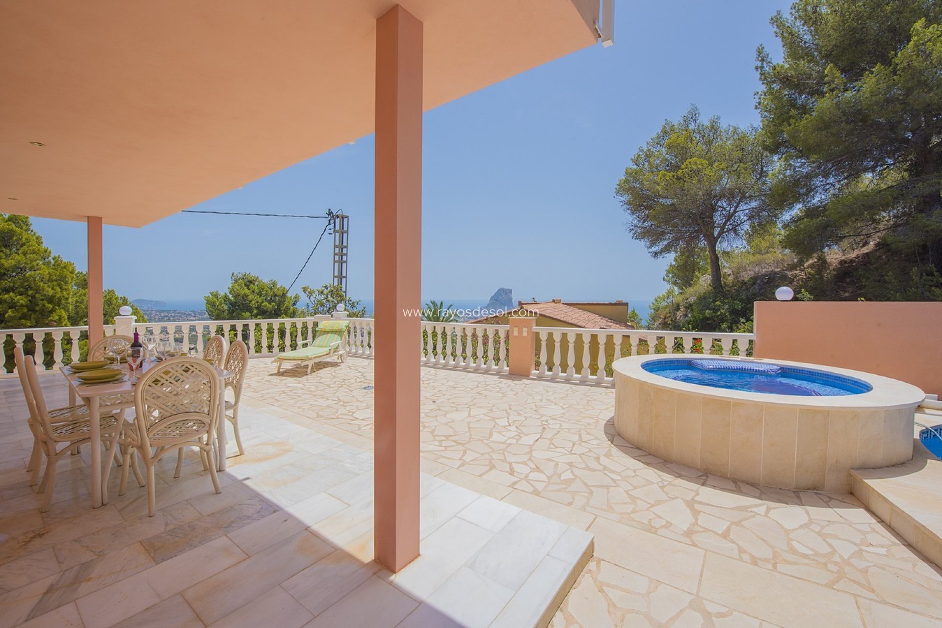 Resale - Villa - Calpe