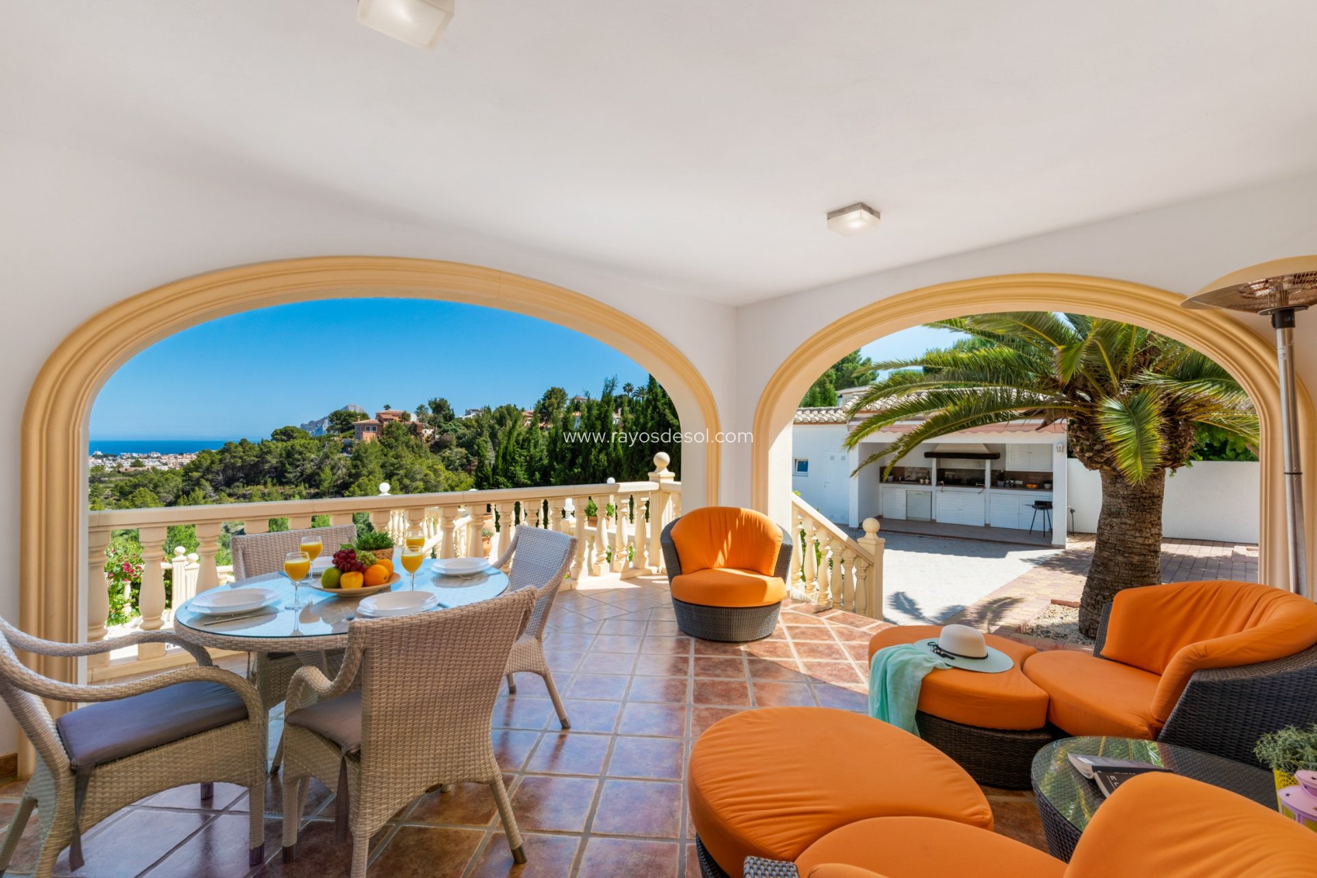 Resale - Villa - Calpe