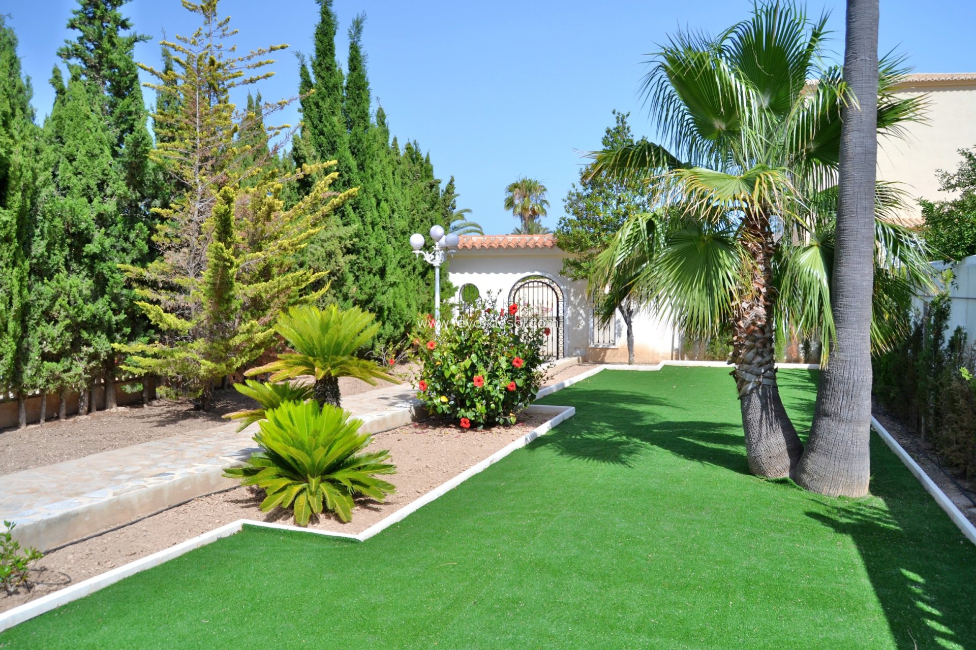 Resale - Villa - Calpe