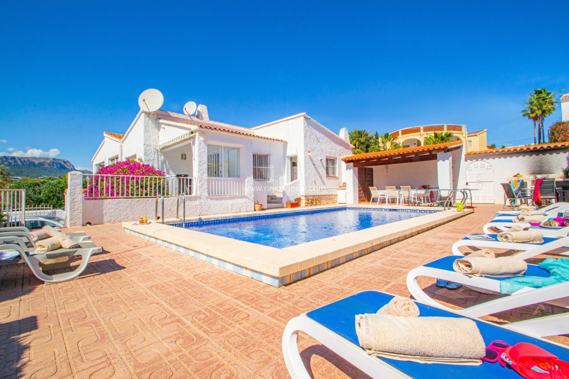 Resale - Villa - Calpe