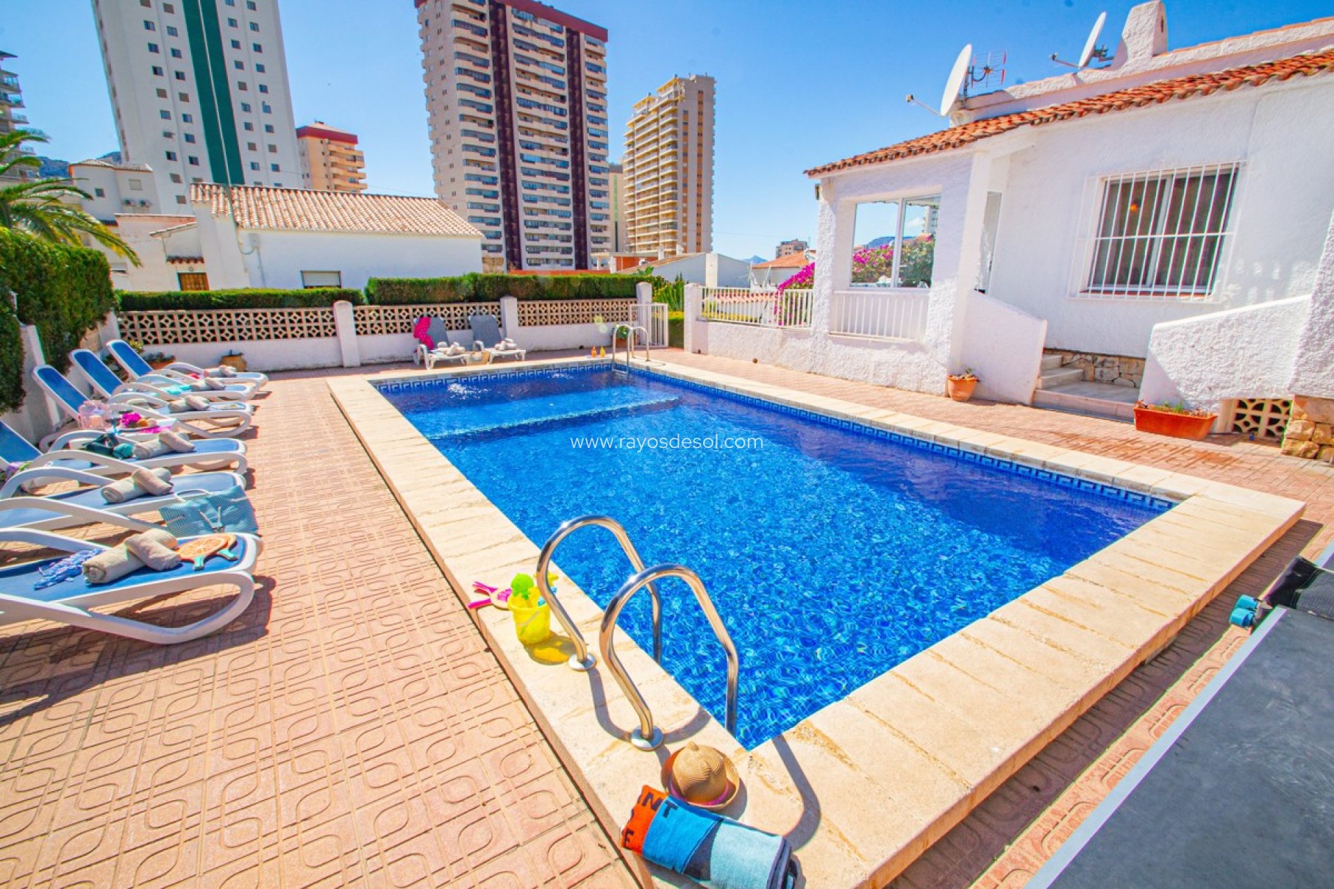 Resale - Villa - Calpe