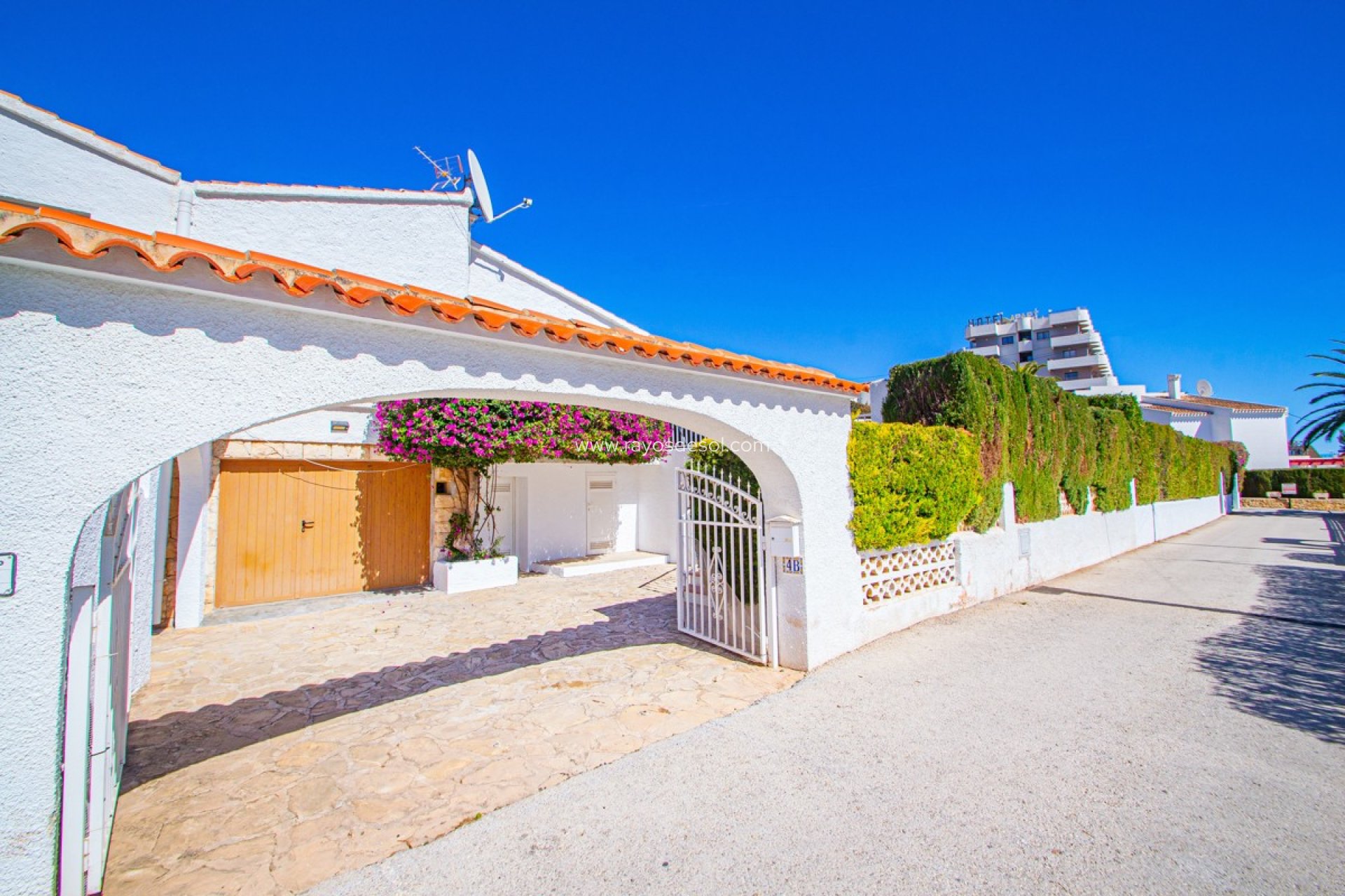 Resale - Villa - Calpe