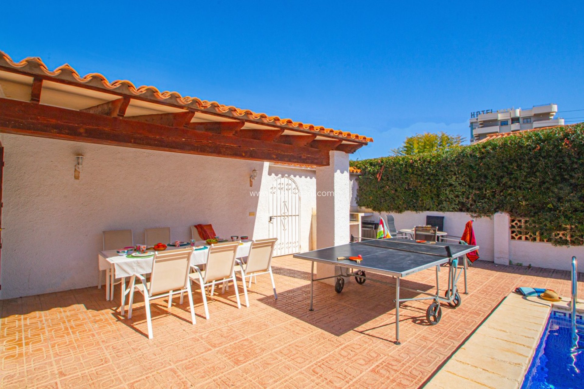 Resale - Villa - Calpe