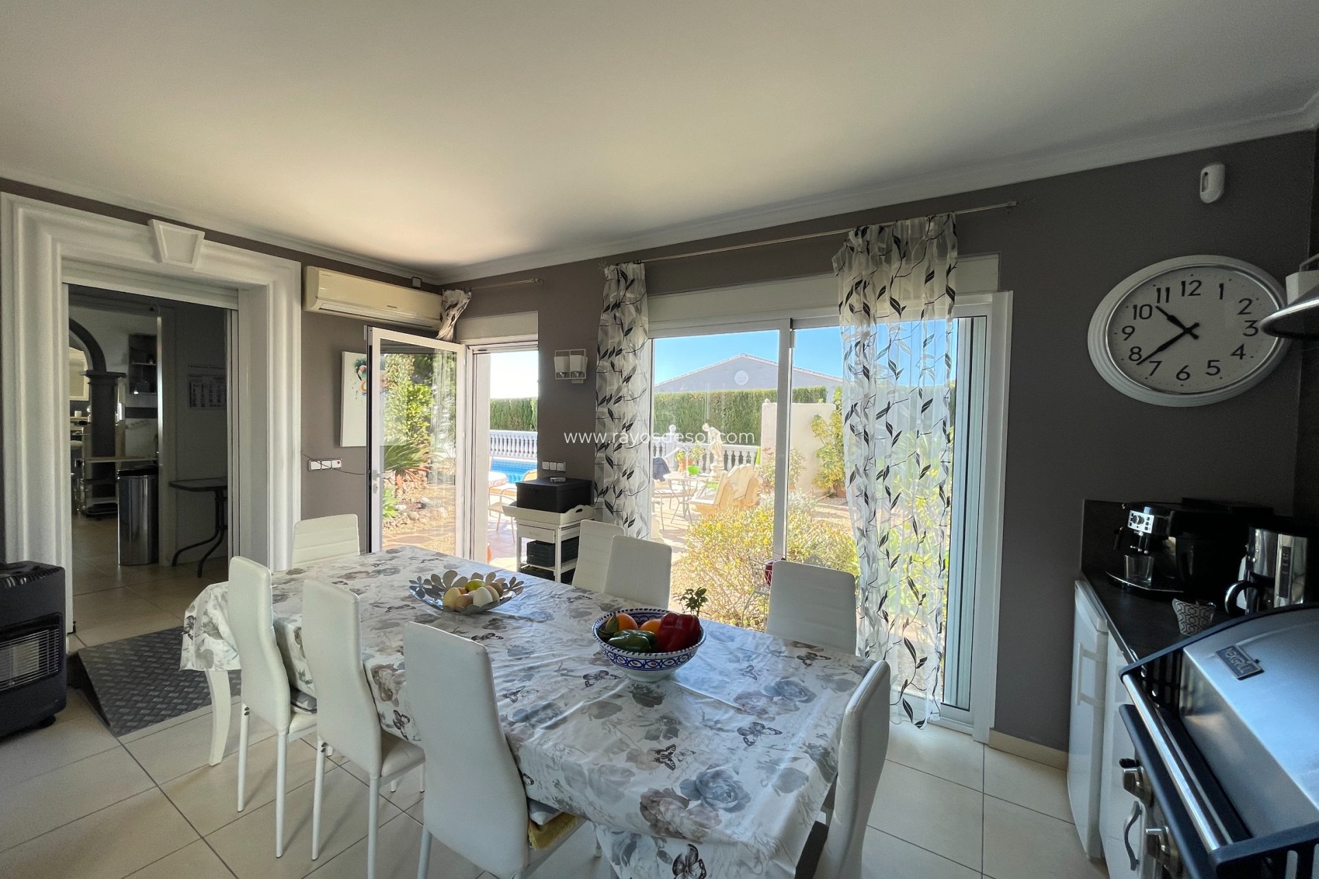 Resale - Villa - Calpe