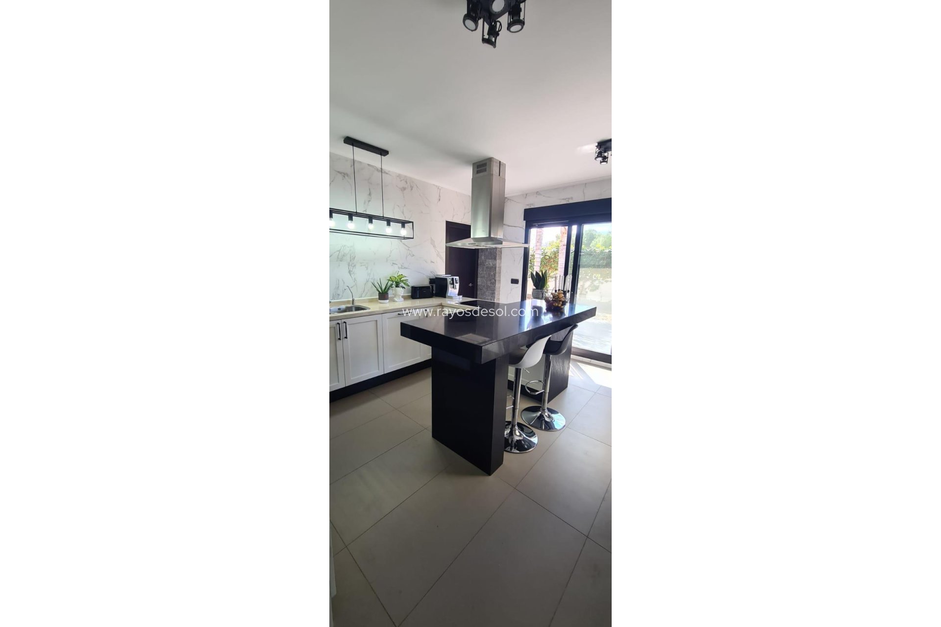 Resale - Villa - Calpe