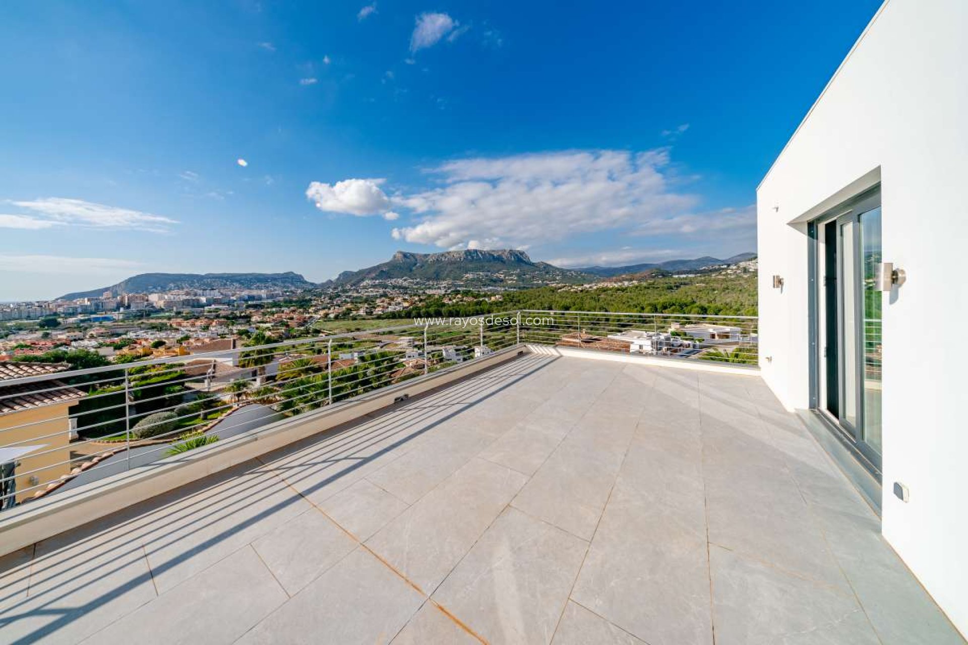 Resale - Villa - Calpe