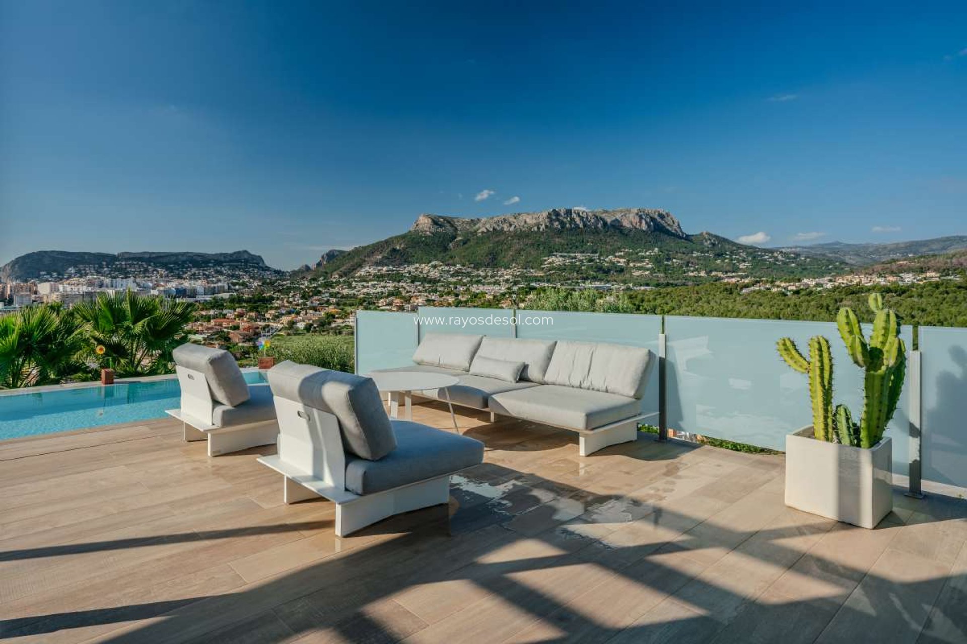 Resale - Villa - Calpe