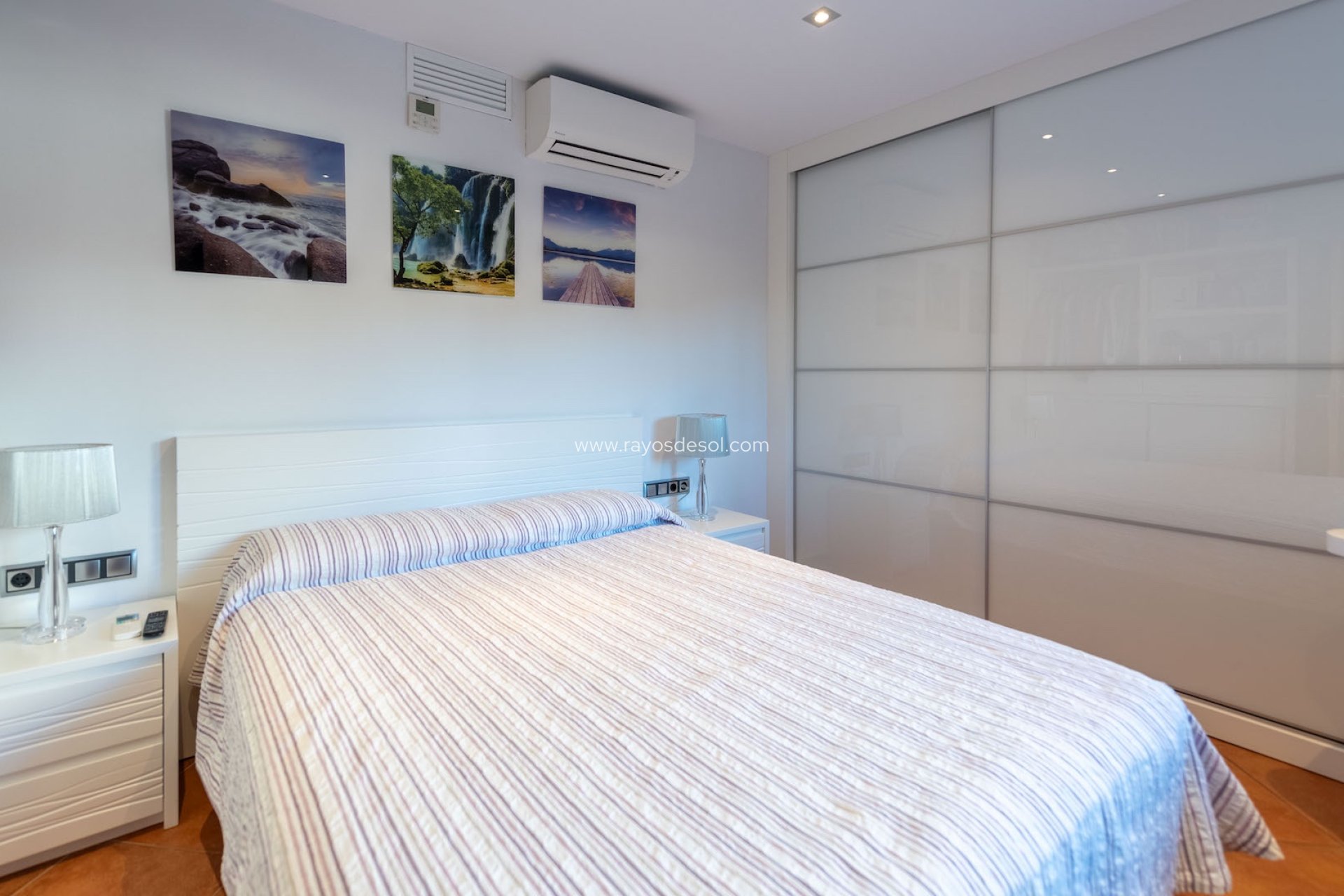 Resale - Villa - Calpe