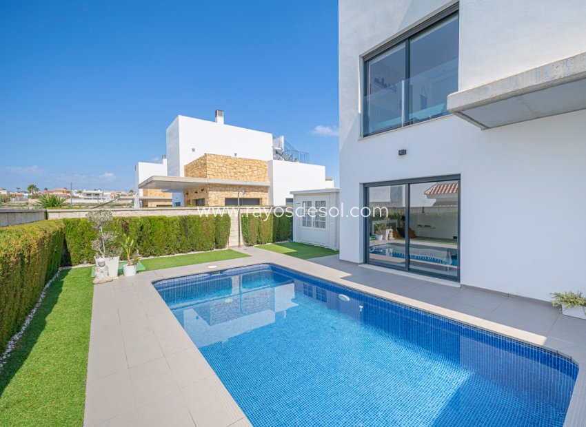 Resale - Villa - Ciudad Quesada/Rojales - Lo pepin