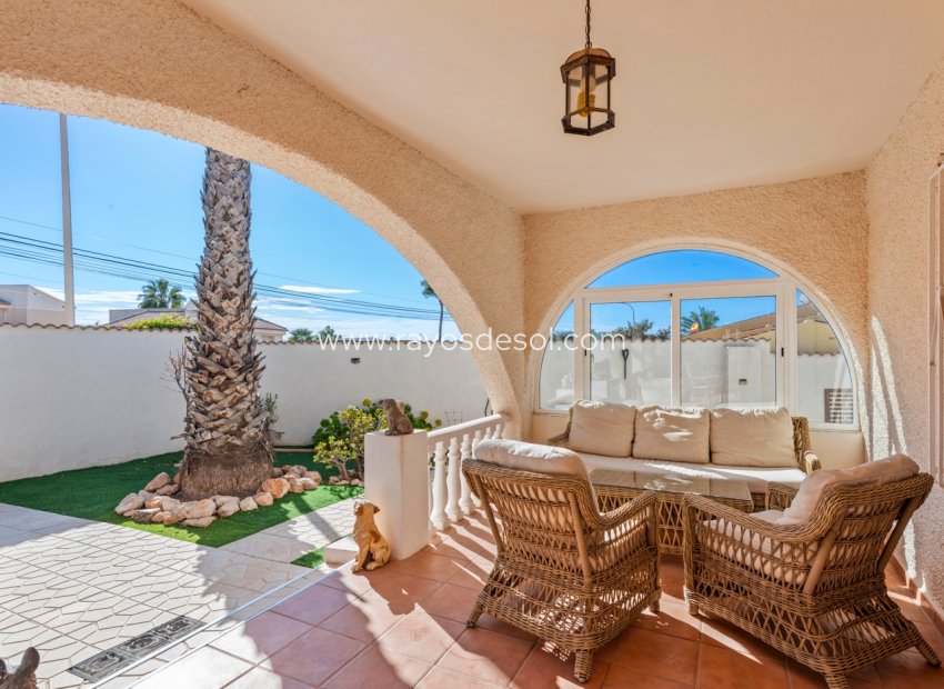 Resale - Villa - Ciudad Quesada/Rojales - Rojales