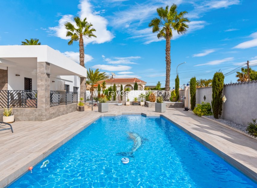 Resale - Villa - Ciudad Quesada/Rojales - Rojales