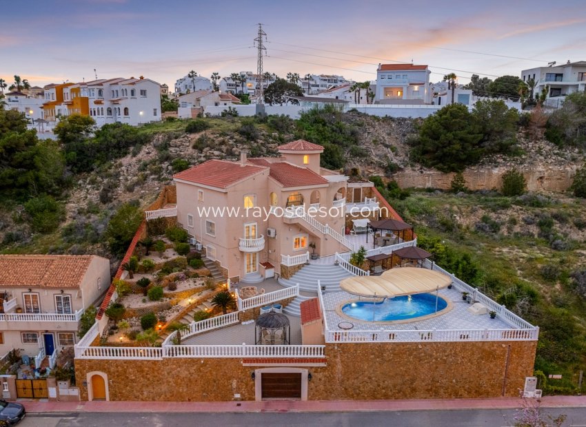 Resale - Villa - Ciudad Quesada/Rojales - Rojales