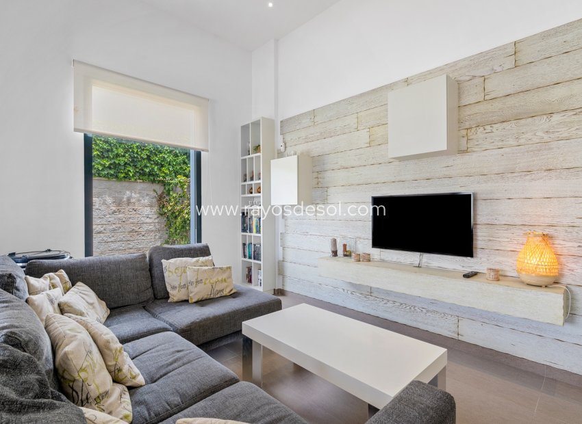 Resale - Villa - Ciudad Quesada/Rojales - Rojales