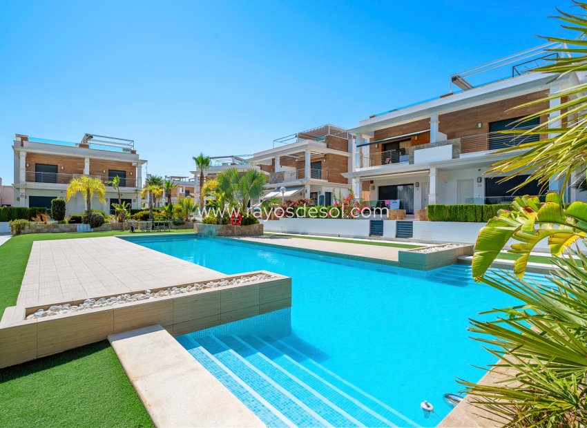 Resale - Villa - Ciudad Quesada/Rojales - Rojales