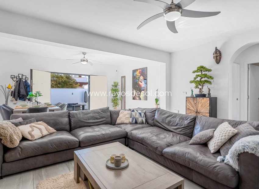 Resale - Villa - Ciudad Quesada/Rojales - Rojales