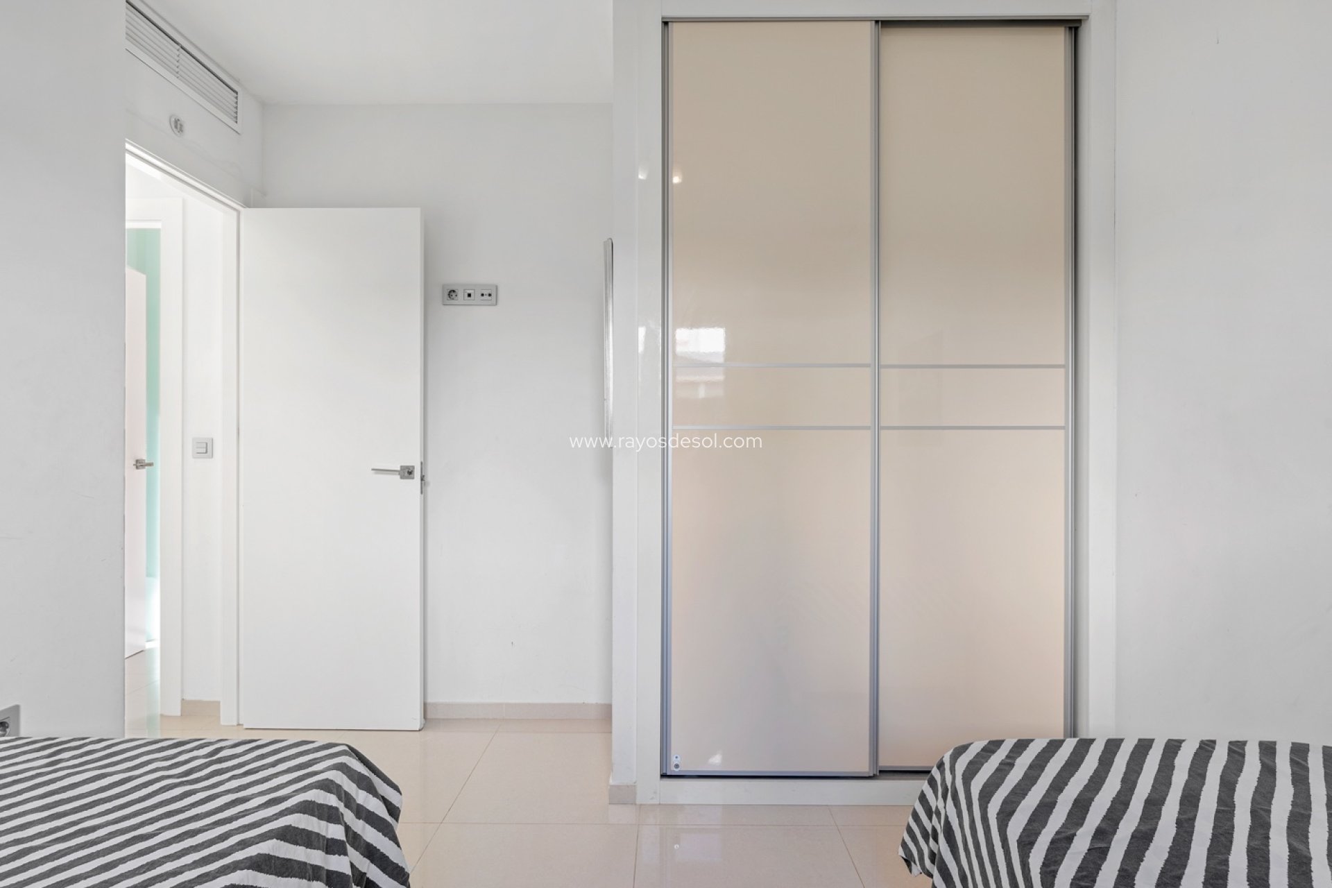 Resale - Villa - Ciudad Quesada/Rojales - Rojales