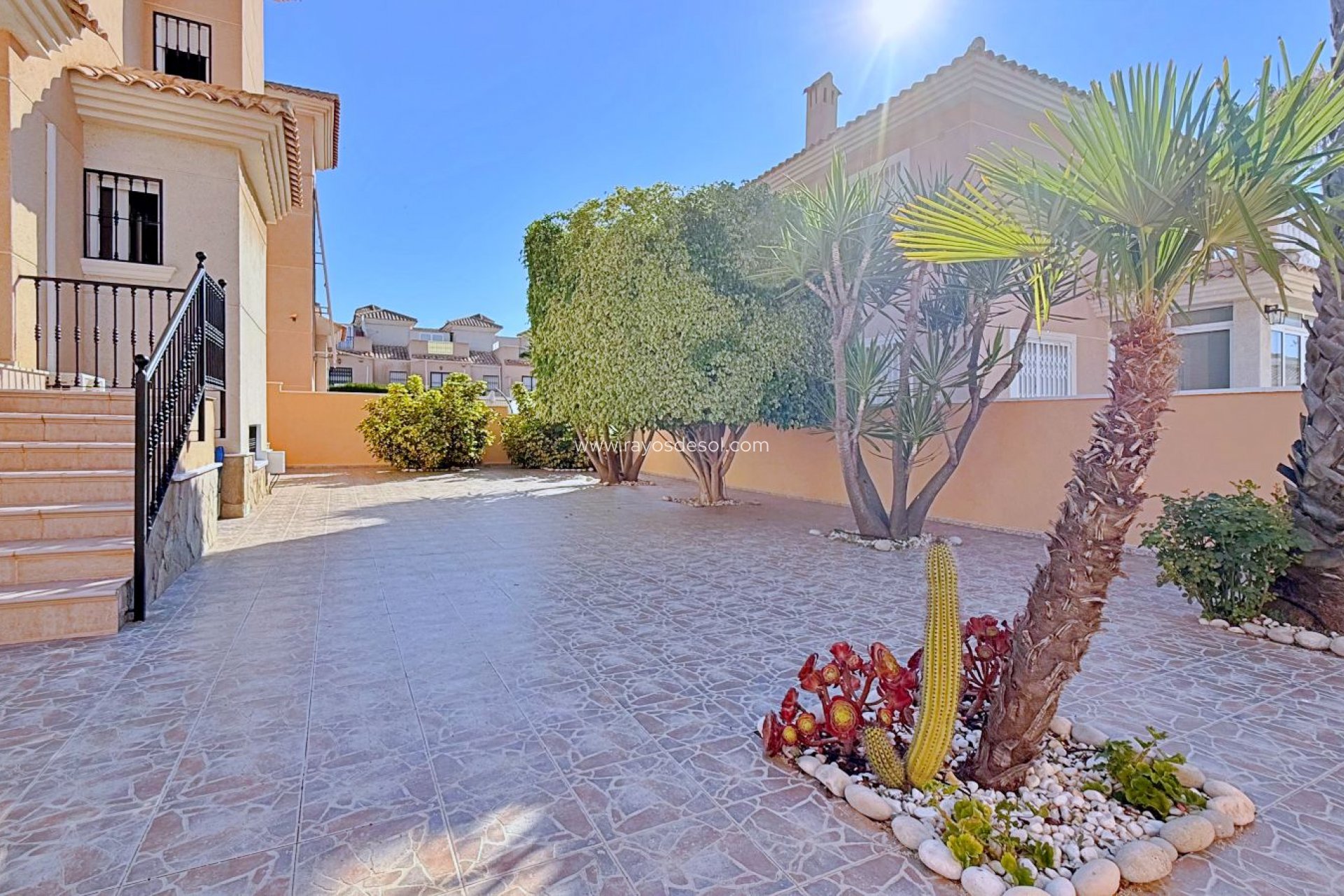 Resale - Villa - Costa Blanca - Orihuela Costa