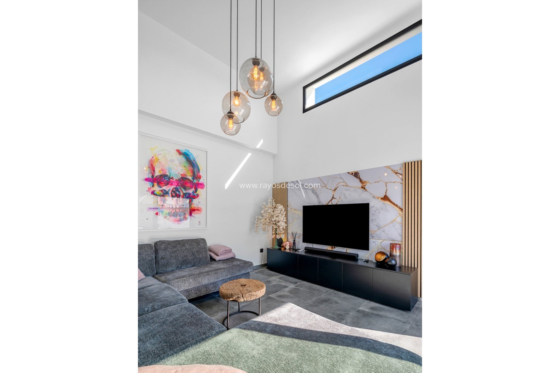 Resale - Villa - Daya Nueva