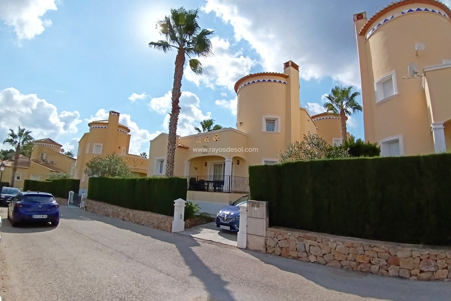 Resale - Villa - Denia - la sella