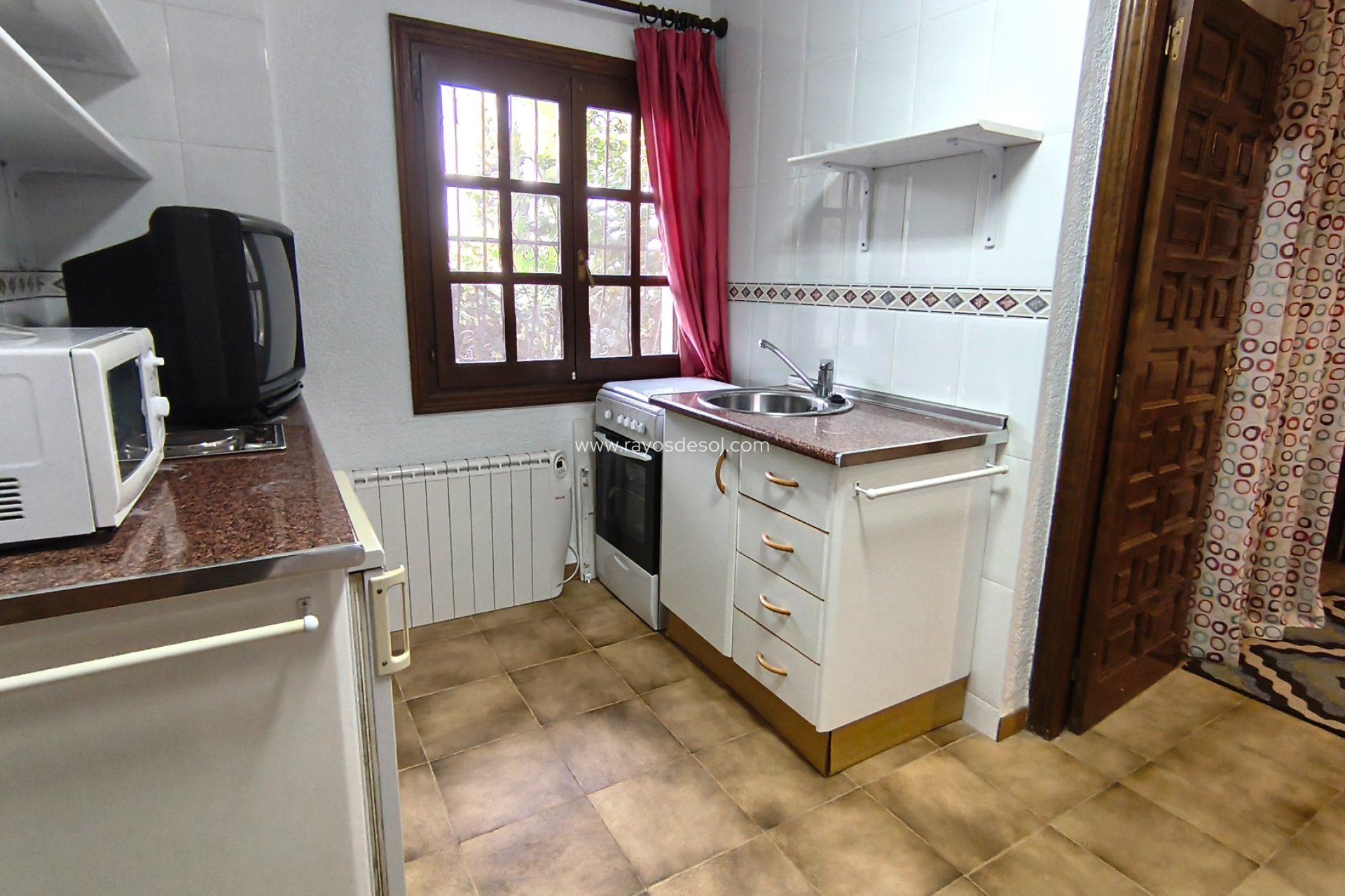 Resale - Villa - Denia - la sella