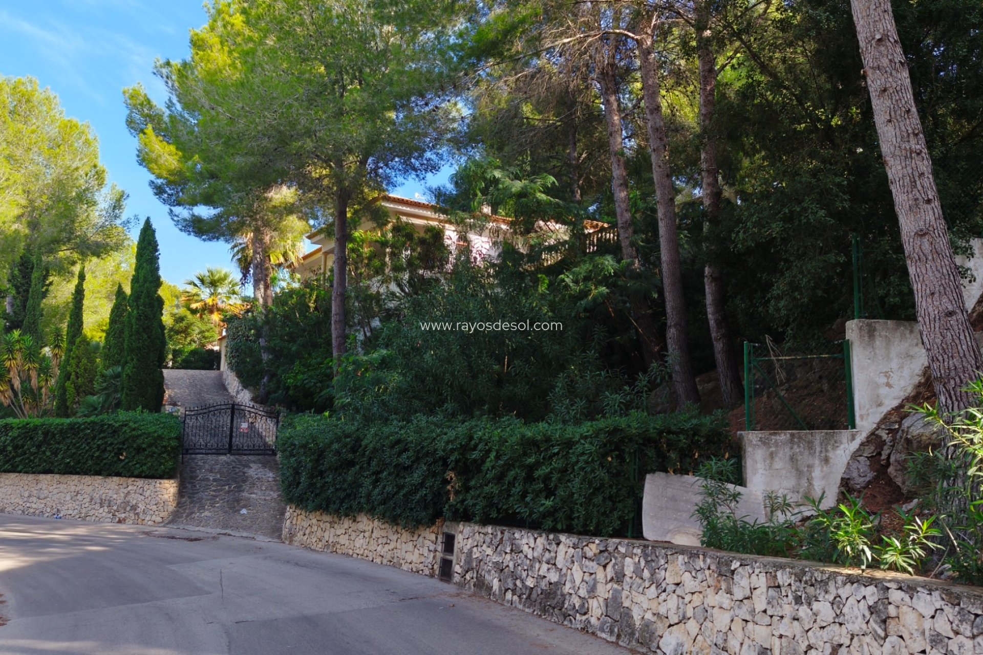 Resale - Villa - Denia - la sella