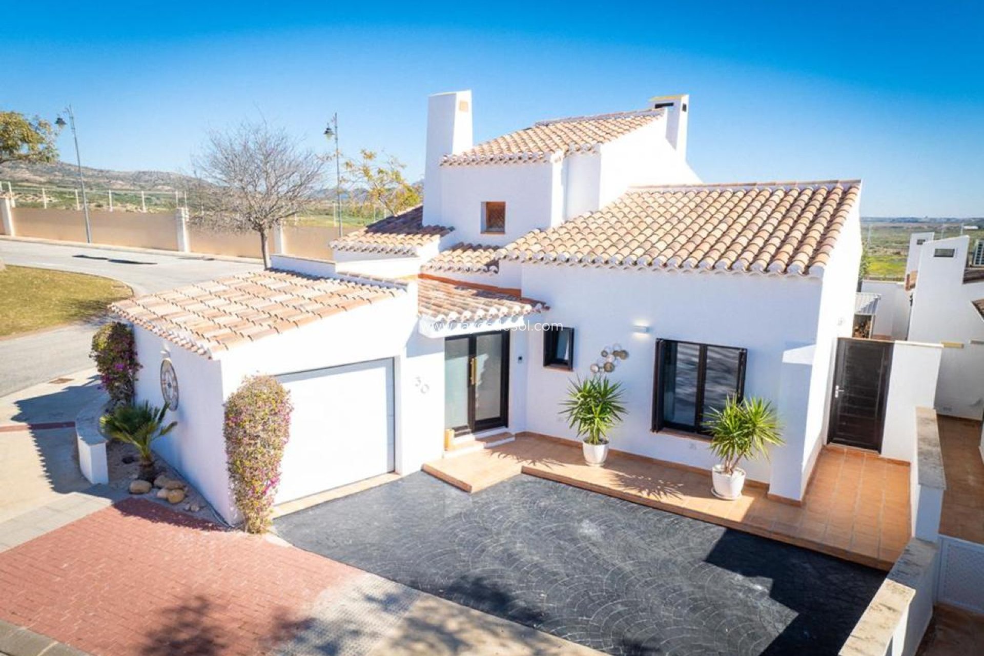 Resale - Villa - El Valle Golf Resort